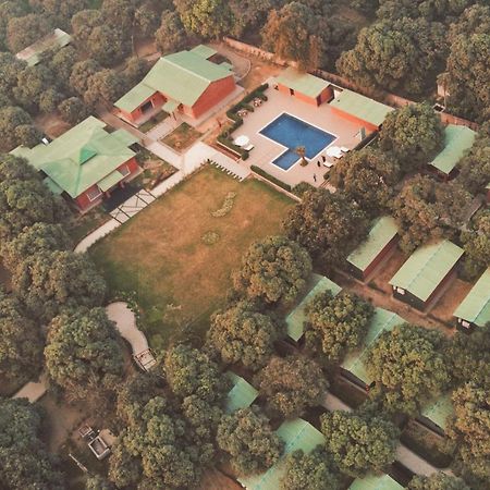Mango Tree Resorts Siyana ภายนอก รูปภาพ